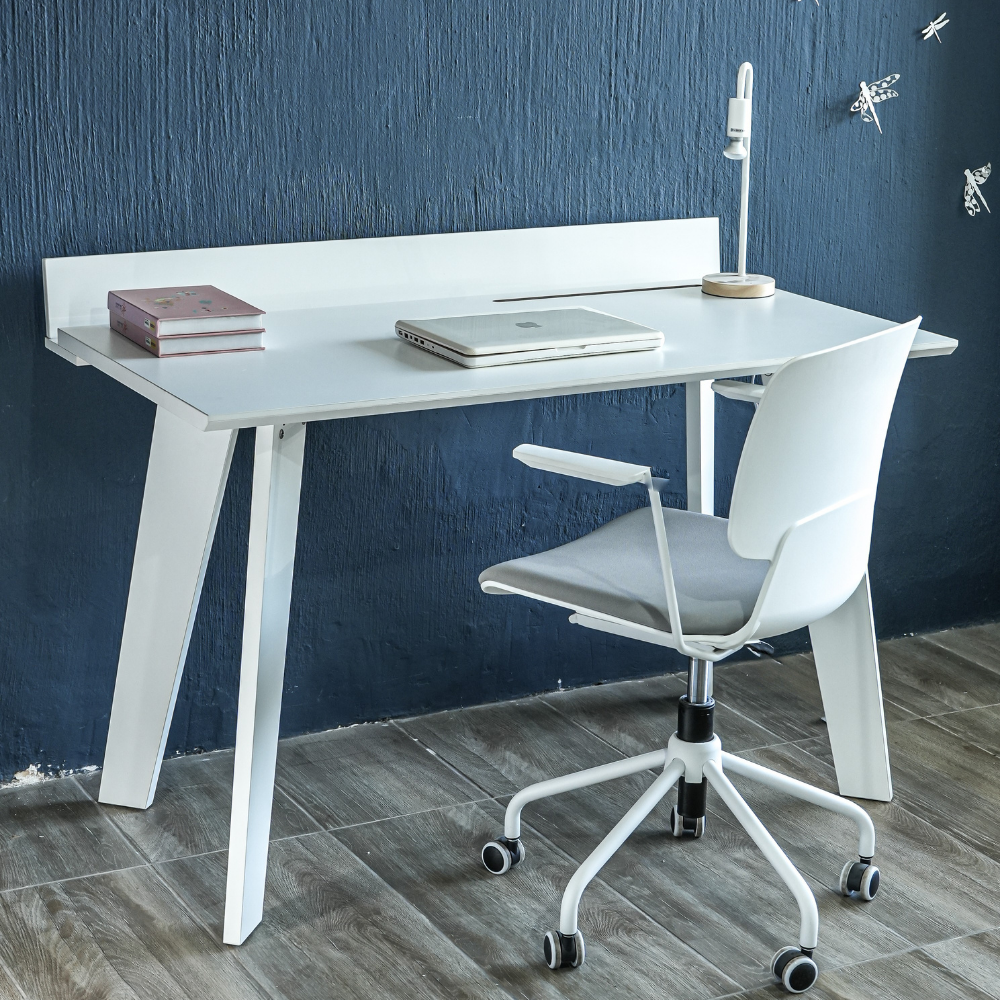 g*s様 ギギliving ローデスク Leo Desk